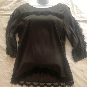 Prairie New York gray with lace trim top